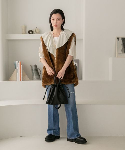 LOWRYS FARM（ローリーズファーム）の「３ＲＯＯＭキンチャクＢＡＧ（バッグ・レディース・アイボリー08/ブラック09/ピンク25・ナシ）」の4枚目の写真