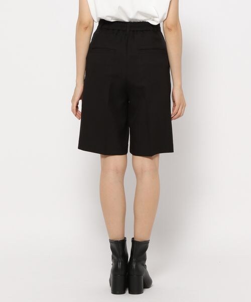 LOWRYS FARM（ローリーズファーム）の「メランジピンタックショートパンツ（パンツ・レディース・アイボリー08/ブラック09/ブラウン58・F）」の21枚目の写真