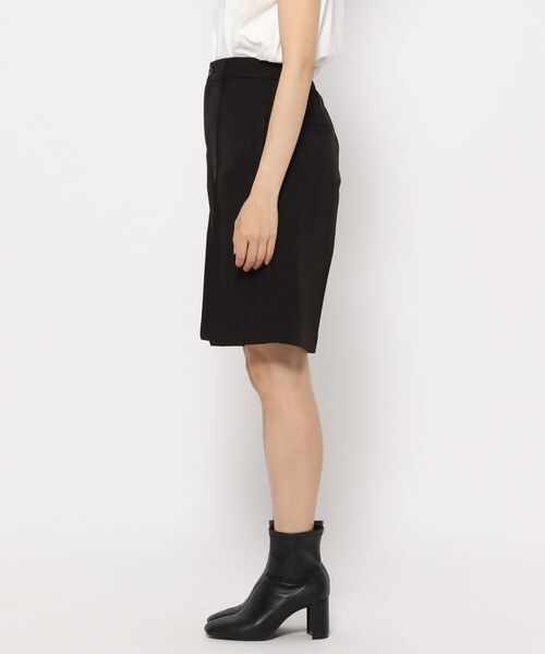 LOWRYS FARM（ローリーズファーム）の「メランジピンタックショートパンツ（パンツ・レディース・アイボリー08/ブラック09/ブラウン58・F）」の20枚目の写真