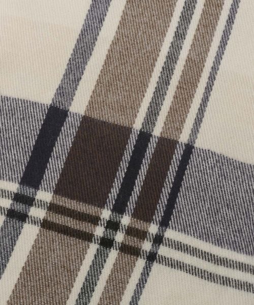 LOWRYS FARM（ローリーズファーム）の「ストール（ファッション雑貨・レディース・アイボリーチェック06/アイボリー08/グレー18/オレンジチェック40/オレンジ45/ベージュチェック50・フリー）」の7枚目の写真