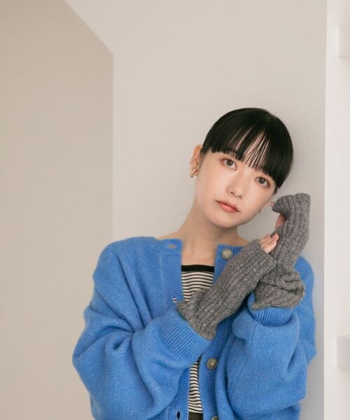 LOWRYS FARM（ローリーズファーム）の「アームウォーマー（ファッション雑貨・レディース・アイボリー08/グレー18/オレンジ45/ブラウン55・フリー）」の7枚目の写真