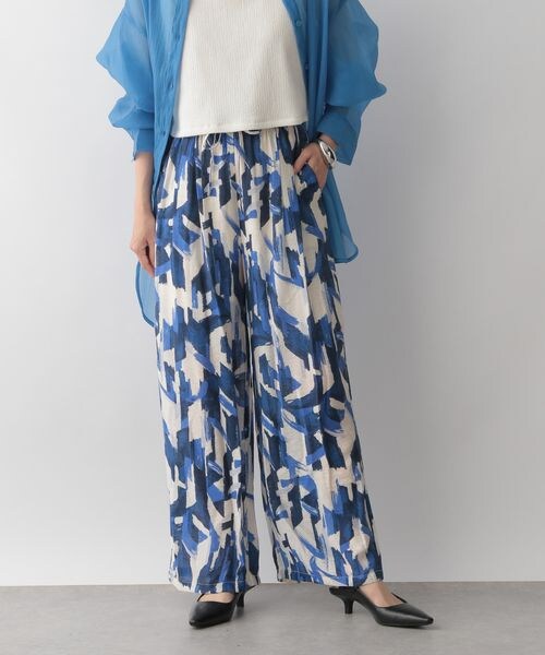 LOWRYS FARM（ローリーズファーム）の「ペイントガライージーパンツ（パンツ・レディース・レッド35/グリーン75/ブルー85・F）」の8枚目の写真