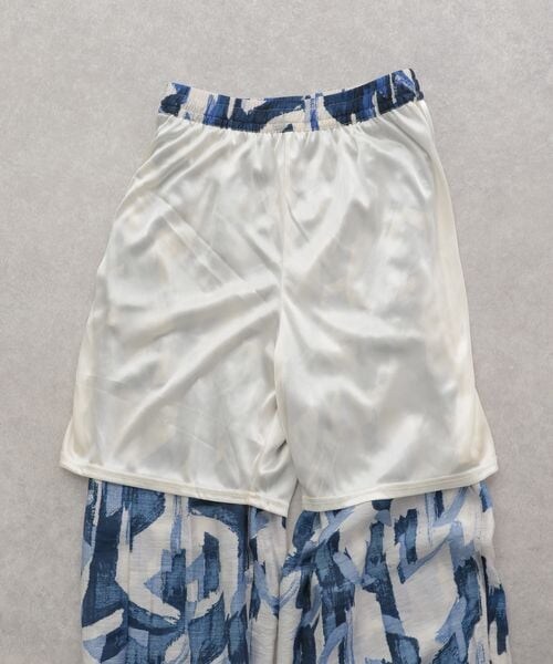 LOWRYS FARM（ローリーズファーム）の「ペイントガライージーパンツ（パンツ・レディース・レッド35/グリーン75/ブルー85・F）」の15枚目の写真