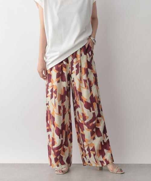 LOWRYS FARM（ローリーズファーム）の「ペイントガライージーパンツ（パンツ・レディース・レッド35/グリーン75/ブルー85・F）」の5枚目の写真