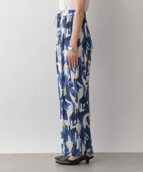 LOWRYS FARM（ローリーズファーム）の「ペイントガライージーパンツ（パンツ・レディース・レッド35/グリーン75/ブルー85・F）」の9枚目の写真