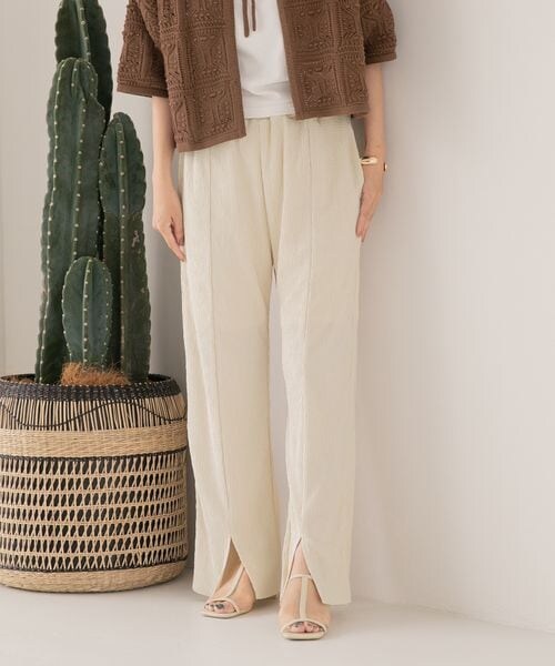 LOWRYS FARM（ローリーズファーム）の「ヨウリュウＦスリットパンツ（パンツ・レディース・アイボリー08/ブラック09/ブラウン58/ブルー85・通常丈/ショート丈）」の6枚目の写真