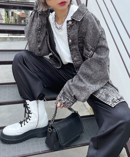 PAGEBOY（ページボーイ）の「レトロシャツGジャン（ジャケット/アウター・レディース・カミナリブラック08/カミナリブルー85/インディゴ87・F）」の6枚目の写真