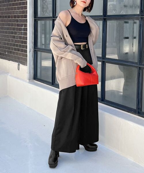 PAGEBOY（ページボーイ）の「交織ツイルワイドパンツ（パンツ・レディース・ブラック09/グレージュ12/モカ51・F）」の7枚目の写真