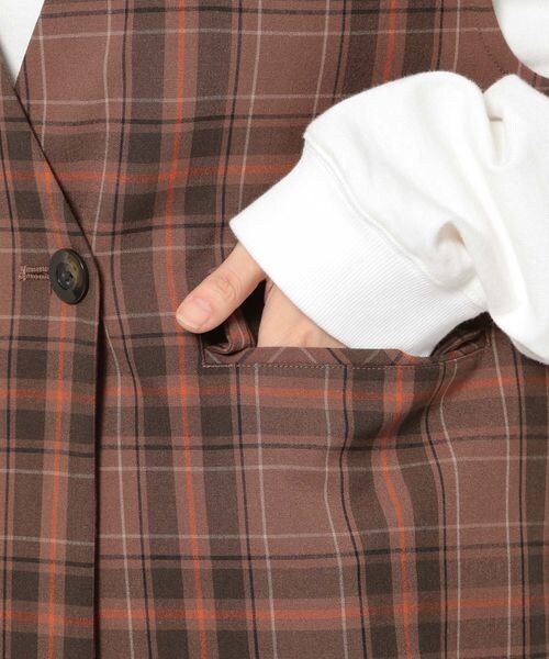 PAGEBOY（ページボーイ）の「TRチェックジレ（ジャケット/アウター・レディース・グレー系10/ブラウン系50・F）」の18枚目の写真