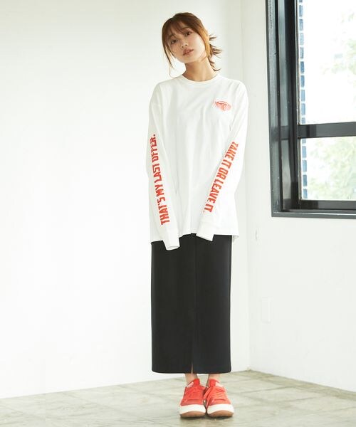 PAGEBOY(ページボーイ)の「アメリカンエンブレムロンT(トップス・メンズ・オフホワイト05/ブラック09・M/L)」の5枚目の写真