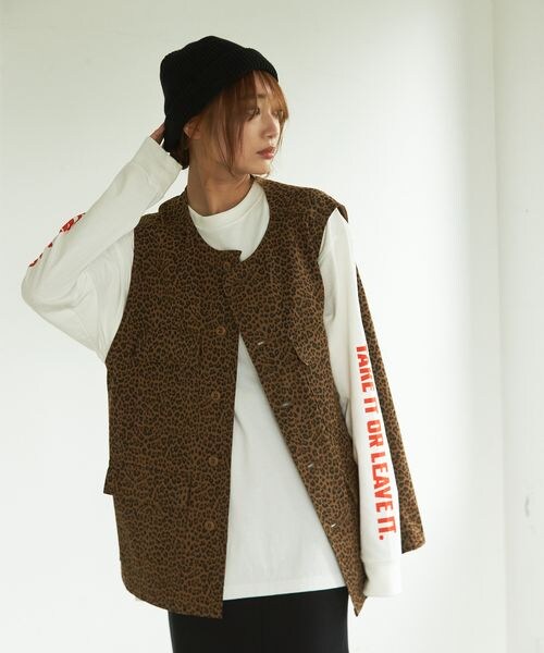 PAGEBOY(ページボーイ)の「アメリカンエンブレムロンT(トップス・メンズ・オフホワイト05/ブラック09・M/L)」の6枚目の写真