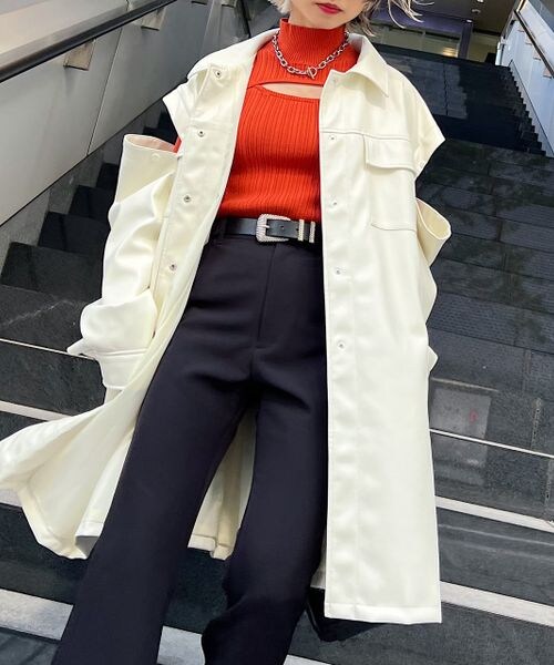 PAGEBOY(ページボーイ)の「エコレザーカスタムロングブルゾン(ジャケット/アウター・レディース・オフホワイト05/ブラック09/モカ51・F)」の4枚目の写真