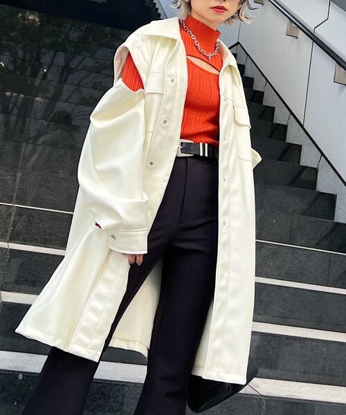 PAGEBOY(ページボーイ)の「エコレザーカスタムロングブルゾン(ジャケット/アウター・レディース・オフホワイト05/ブラック09/モカ51・F)」の6枚目の写真