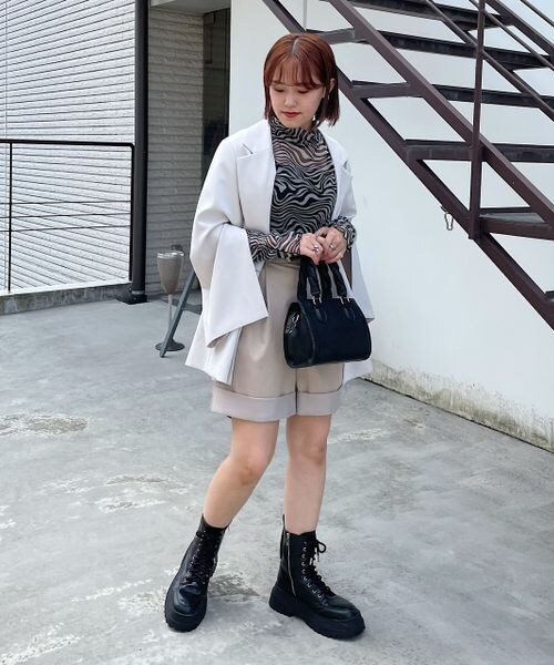 PAGEBOY（ページボーイ）の「交織ツイルロールアップショートパンツ（パンツ・レディース・ブラック09/グレージュ12/モカ51・F）」の9枚目の写真