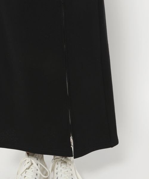 PAGEBOY（ページボーイ）の「ZIPスリットスエットタイトスカート（スカート・レディース・ブラック09・F）」の12枚目の写真