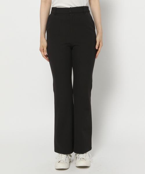 PAGEBOY（ページボーイ）の「モア楽フィットフレアスラックス（パンツ・レディース・オフホワイト05/ブラック09/ショコラ59・S/M/L）」の11枚目の写真