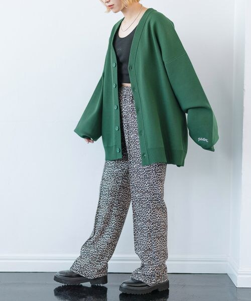 PAGEBOY（ページボーイ）の「イージーストレートパンツ（パンツ・レディース・ヒョウ柄08/オレンジ45/パープル98・FREE）」の9枚目の写真