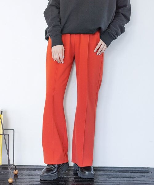 PAGEBOY（ページボーイ）の「イージーストレートパンツ（パンツ・レディース・ヒョウ柄08/オレンジ45/パープル98・FREE）」の11枚目の写真