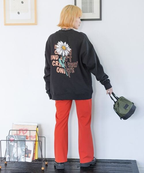 PAGEBOY（ページボーイ）の「イージーストレートパンツ（パンツ・レディース・ヒョウ柄08/オレンジ45/パープル98・FREE）」の16枚目の写真