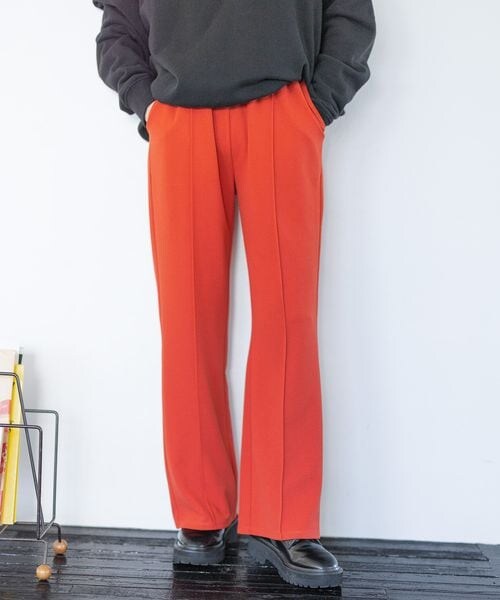 PAGEBOY（ページボーイ）の「イージーストレートパンツ（パンツ・レディース・ヒョウ柄08/オレンジ45/パープル98・FREE）」の2枚目の写真