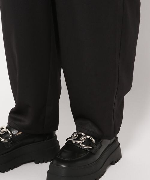 PAGEBOY（ページボーイ）の「レザー加工カーゴパンツ（パンツ・レディース・オフホワイト05/ブラック09/ピーコック84・F）」の21枚目の写真