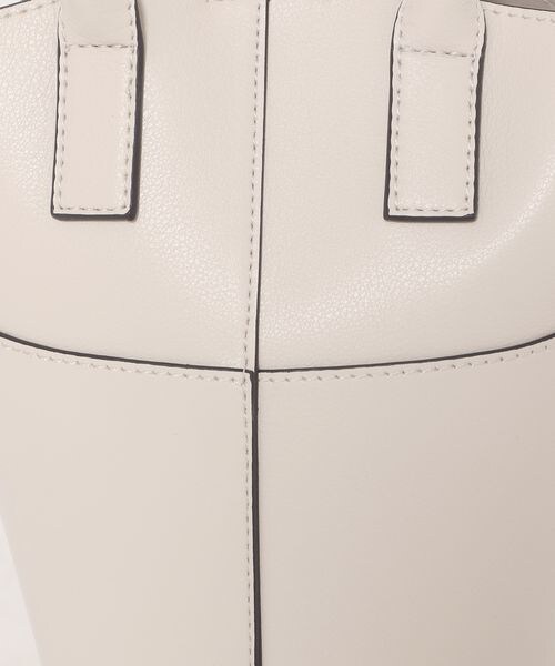 mysty woman（ミスティウーマン）の「2WAYショルダーバッグ（バッグ・レディース・アイボリー08/ブラック09・F）」の22枚目の写真
