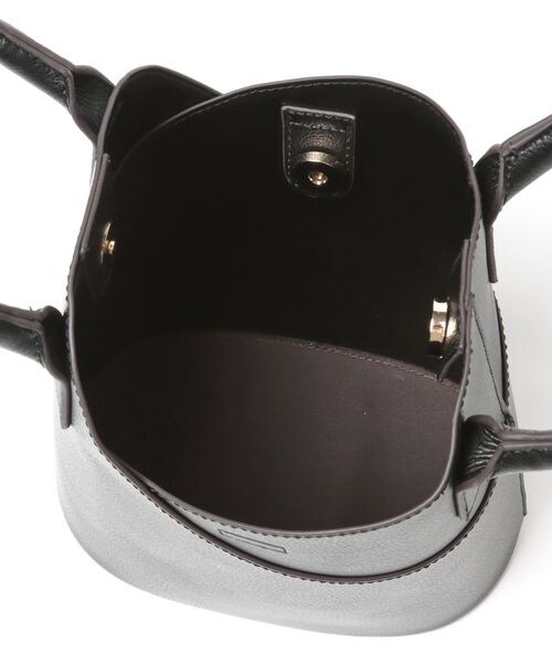 mysty woman（ミスティウーマン）の「2WAYショルダーバッグ（バッグ・レディース・アイボリー08/ブラック09・F）」の20枚目の写真