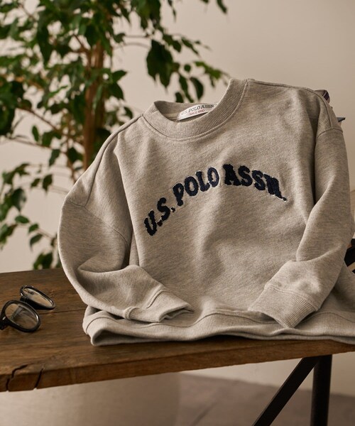 CIAOPANIC TYPY(チャオパニックティピー)の「【KIDS】【U.S. POLO ASSN】サガラ刺繍クルーネックスウェット(スウェット・キッズ・ネイビー/グレー・100/120/140/150)」の1枚目の写真
