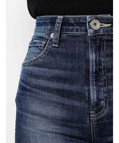 GYDA（ジェイダ）の「H/W SHAPELY LINEフレアデニムパンツ（デニムパンツ・ブラック/インディゴ・M/S/XS）」の12枚目の写真