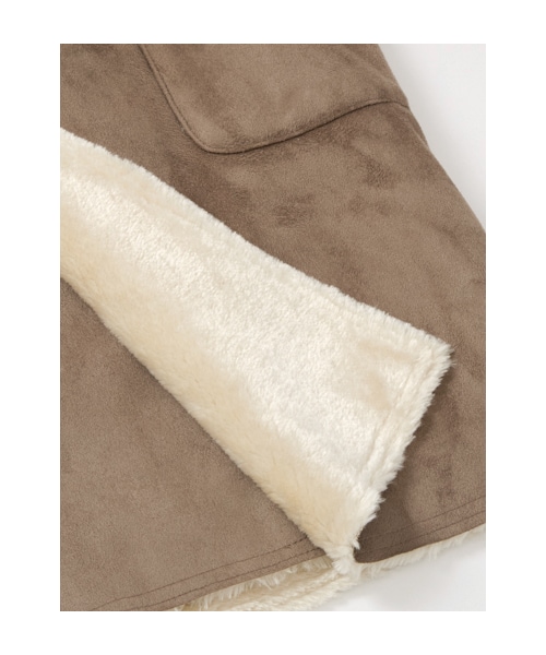 w closet(ダブルクローゼット)の「フェイクムートンフードコート(トップス・レディース・ライトベージュ/モカグレー・FREE)」の9枚目の写真