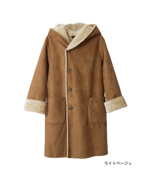 w closet(ダブルクローゼット)の「フェイクムートンフードコート(トップス・レディース・ライトベージュ/モカグレー・FREE)」の2枚目の写真