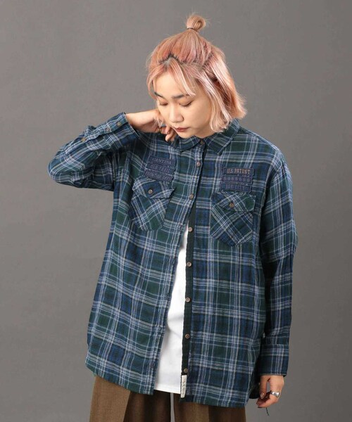 AVIREX（アヴィレックス）の「《REBUILD COLLECTION》INDIGO CHECK SHIRT/ インディゴチェックシャツ（トップス・ワイン/グリーン・S/M/L）」の5枚目の写真