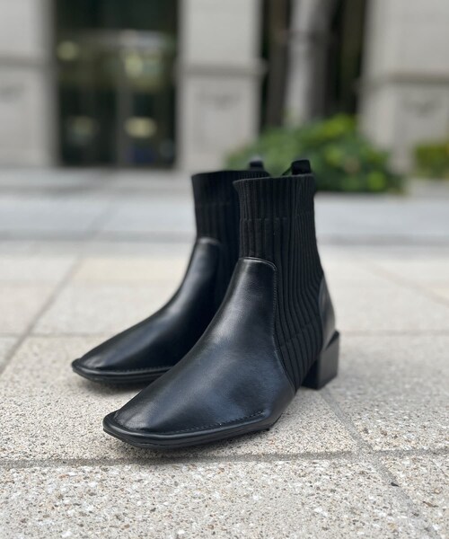 Chez toi(シェトワ)の「サイドニットショートブーツ(ブーティ・レディース・ベージュ/モカ/ブラック・S/M/L)」の3枚目の写真