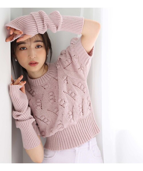 one after another NICE CLAUP(ワンアフターアナザーナイスクラップ)の「【秋の受注会商品】アームウォーマーぽこぽこニット(ニット/セーター・レディース・ベージュ/ピンク/サックスブルー/ブラウン・0)」の2枚目の写真