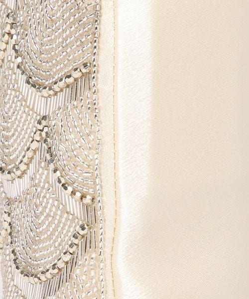 Andemiu（アンデミュウ）の「スカラップパールクラッチ（バッグ・レディース・アイボリー08/オーク20・F）」の17枚目の写真