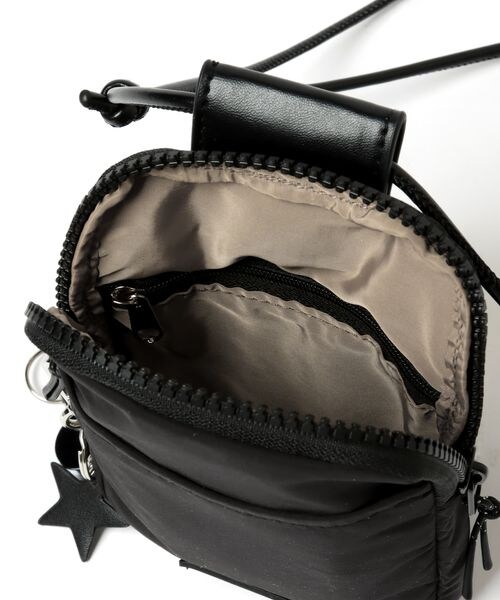 BAYFLOW(ベイフロー)の「≪予約≫ライトミニショルダー2(バッグ・レディース・ヒョウ01/ゼブラ02/ブラック19/カーキ78・F)」の16枚目の写真