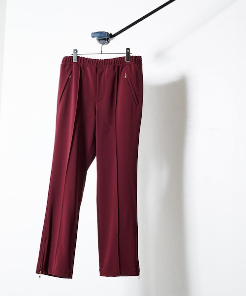 Lui's(ルイス)の「CULLNI exclisive トラックパンツ(その他パンツ・メンズ・ブラック/チャコールグレー/バーガンディー・1/2)」の1枚目の写真