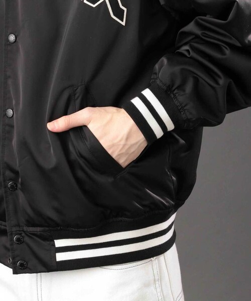 AVIREX(アヴィレックス)の「《REBUILD COLLECTION》サテン スタジアム ジャケット / SATIN STADIUM JACKET(ジャケット/アウター・ブラック/ネイビー/バーガンディ・F/M/L/XL/2XL)」の11枚目の写真