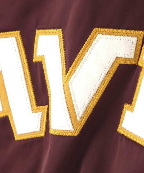 AVIREX(アヴィレックス)の「《REBUILD COLLECTION》サテン スタジアム ジャケット / SATIN STADIUM JACKET(ジャケット/アウター・ブラック/ネイビー/バーガンディ・F/M/L/XL/2XL)」の5枚目の写真