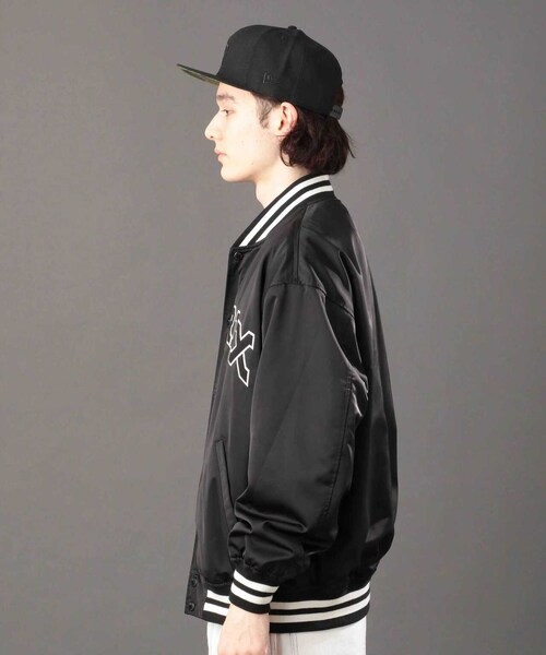 AVIREX(アヴィレックス)の「《REBUILD COLLECTION》サテン スタジアム ジャケット / SATIN STADIUM JACKET(ジャケット/アウター・ブラック/ネイビー/バーガンディ・F/M/L/XL/2XL)」の8枚目の写真