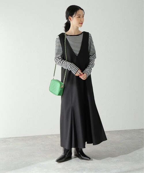 Spick & Span（スピックアンドスパン）の「Vネックフレア