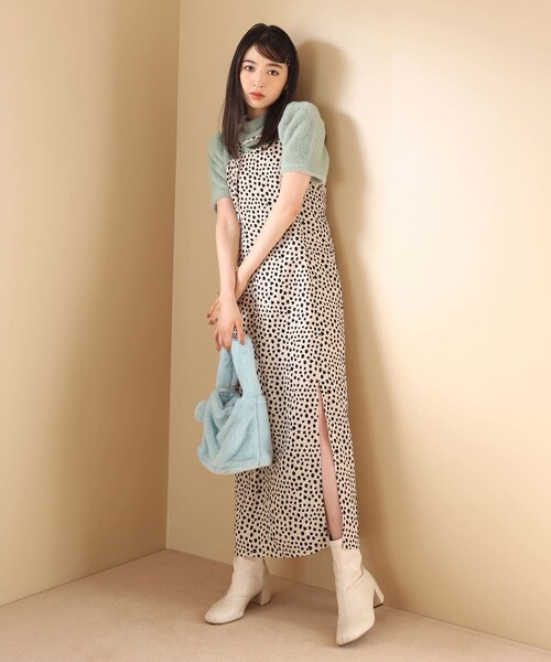 one after another NICE CLAUP(ワンアフターアナザーナイスクラップ)の「【2022AWアイテム】キャミOP(ワンピース・レディース・その他1/ブラウン系その他/グレー系その他/ブラック・1/2)」の1枚目の写真