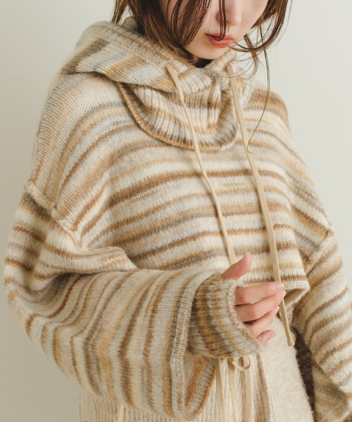 Kastane(カスタネ)の「【2022AWカタログ掲載アイテム】マルチボーダーニット3pieceセット(ニット/セーター・レディース・ベージュ/ブルー・F)」の1枚目の写真