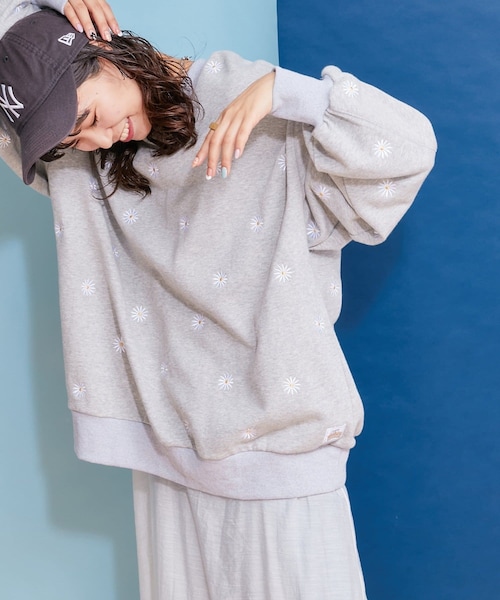CIAOPANIC TYPY - 新品　CIAOPANIC TYPY マーガレット刺繍オーバースウェット CIAOPANIC TYPY（チャオパニックティピー）の「【HELLO
