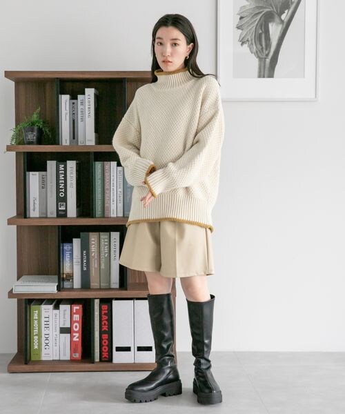 LOWRYS FARM（ローリーズファーム）の「カノコバイカラーハイネック（トップス・レディース・アイボリー08/ブラック09/ベージュ52/ブラウン58・フリーサイズ）」の5枚目の写真