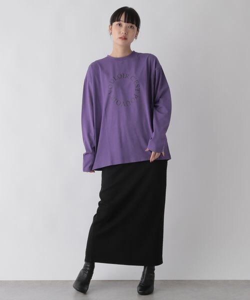 LOWRYS FARM(ローリーズファーム)の「プリントロゴTシャツ(トップス・レディース・オフ05/アイボリー08/チャコール18/パープル95・F)」の10枚目の写真