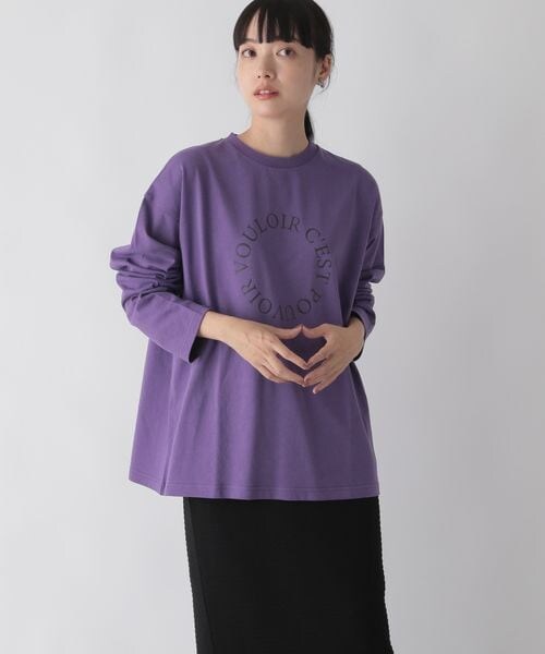 LOWRYS FARM(ローリーズファーム)の「プリントロゴTシャツ(トップス・レディース・オフ05/アイボリー08/チャコール18/パープル95・F)」の12枚目の写真