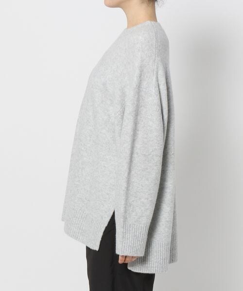 LOWRYS FARM（ローリーズファーム）の「カラーチュニックニット（トップス・レディース・グレー12/ピンク25/グリーン75/ブルー85・フリーサイズ）」の18枚目の写真