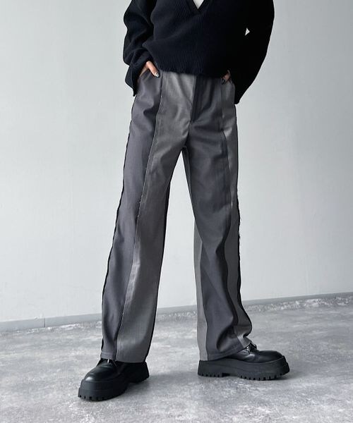 PAGEBOY（ページボーイ）の「カットオフラインコンビパンツ（パンツ・レディース・ブラック09/グレー15・S/M）」の2枚目の写真