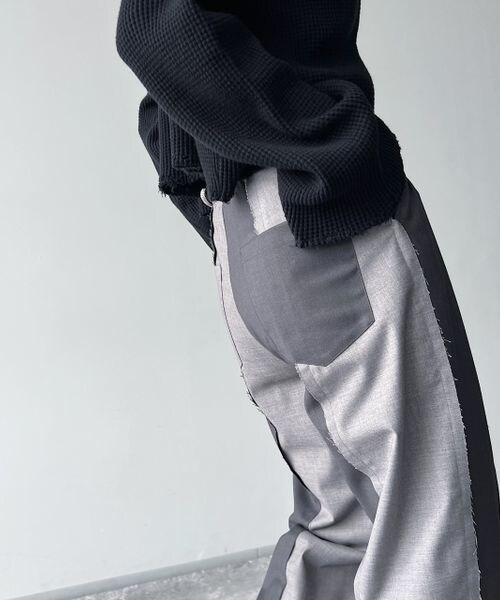 PAGEBOY（ページボーイ）の「カットオフラインコンビパンツ（パンツ・レディース・ブラック09/グレー15・S/M）」の6枚目の写真